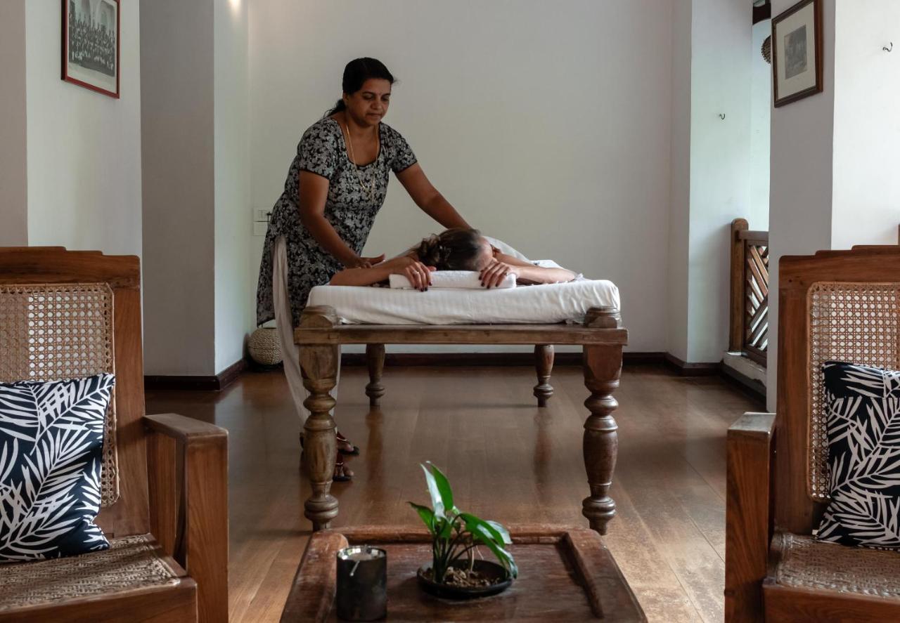 Hotel Le Colonial 1506 - Exclusive Luxury Hideaway à Kochi Extérieur photo